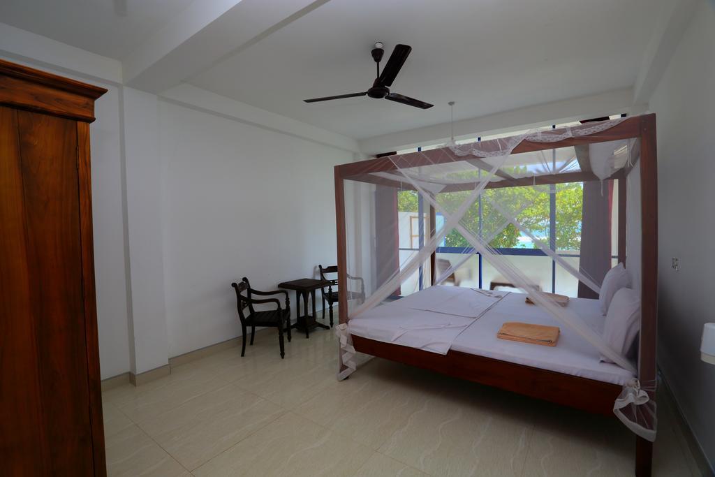 Paradise Beach Resort & Diving School Mirissa Ngoại thất bức ảnh
