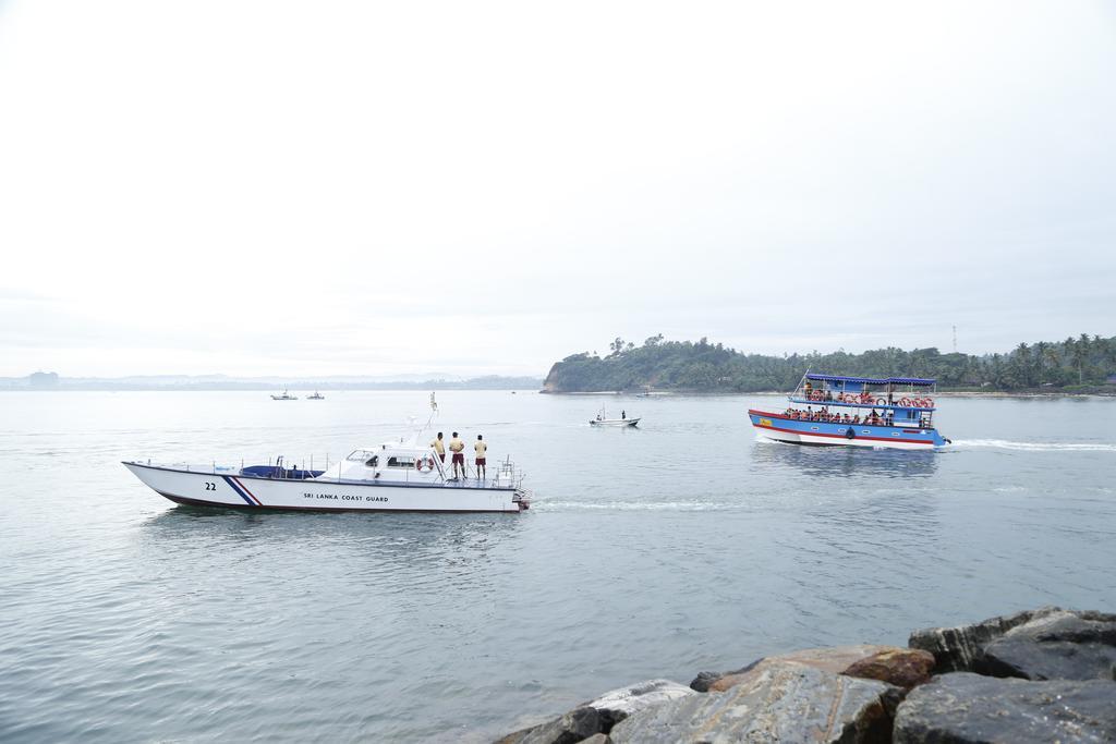 Paradise Beach Resort & Diving School Mirissa Ngoại thất bức ảnh