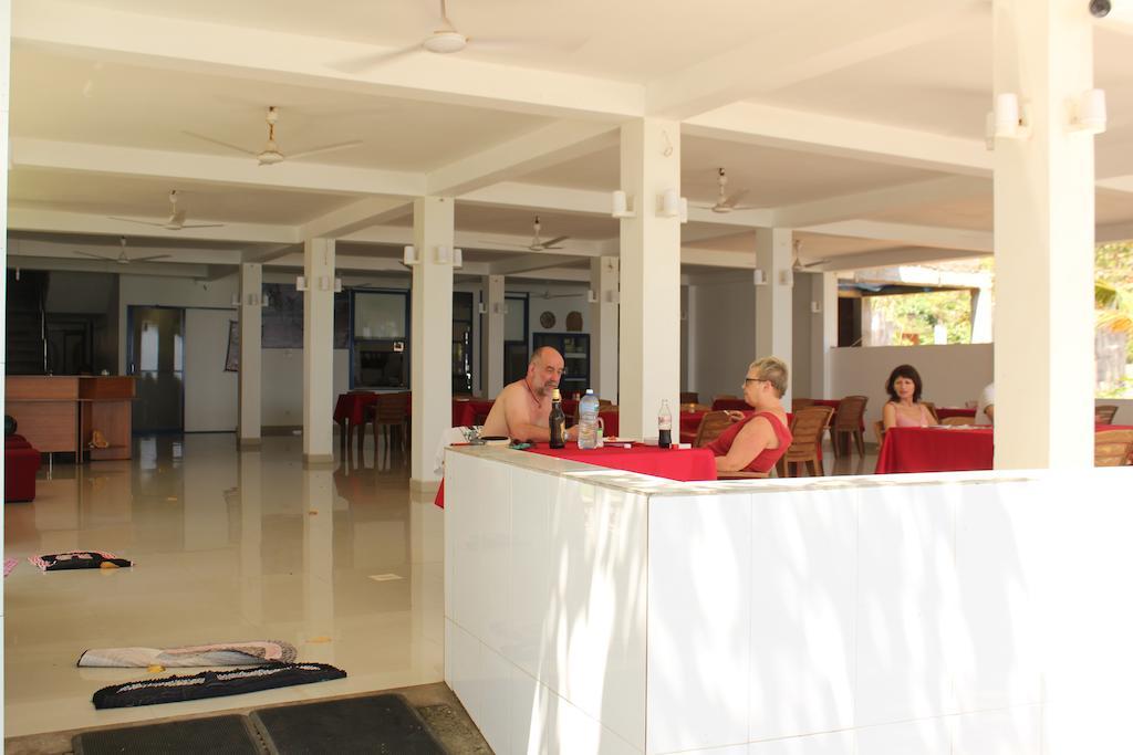 Paradise Beach Resort & Diving School Mirissa Ngoại thất bức ảnh