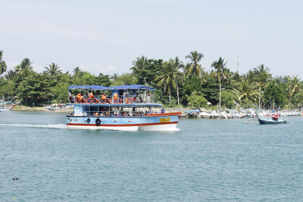 Paradise Beach Resort & Diving School Mirissa Ngoại thất bức ảnh