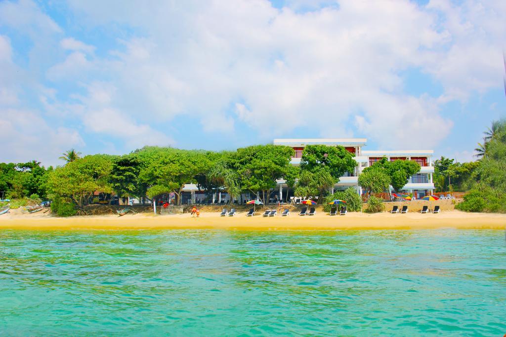 Paradise Beach Resort & Diving School Mirissa Ngoại thất bức ảnh