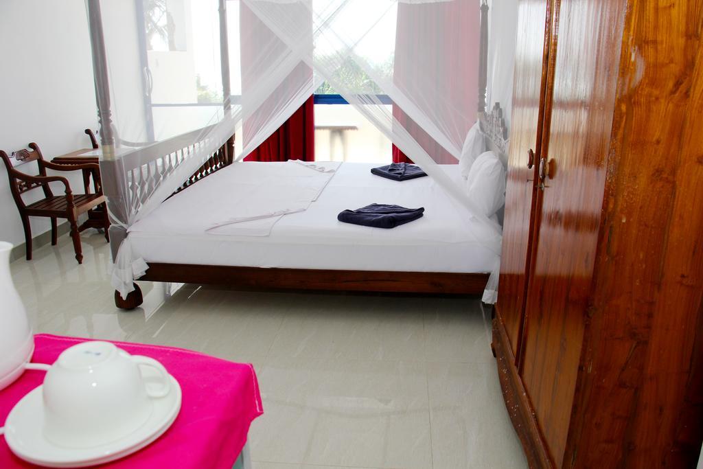 Paradise Beach Resort & Diving School Mirissa Ngoại thất bức ảnh